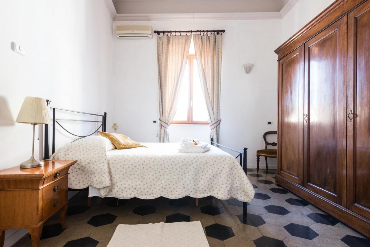 Sunny Apartment Navona Square Roma Exterior foto